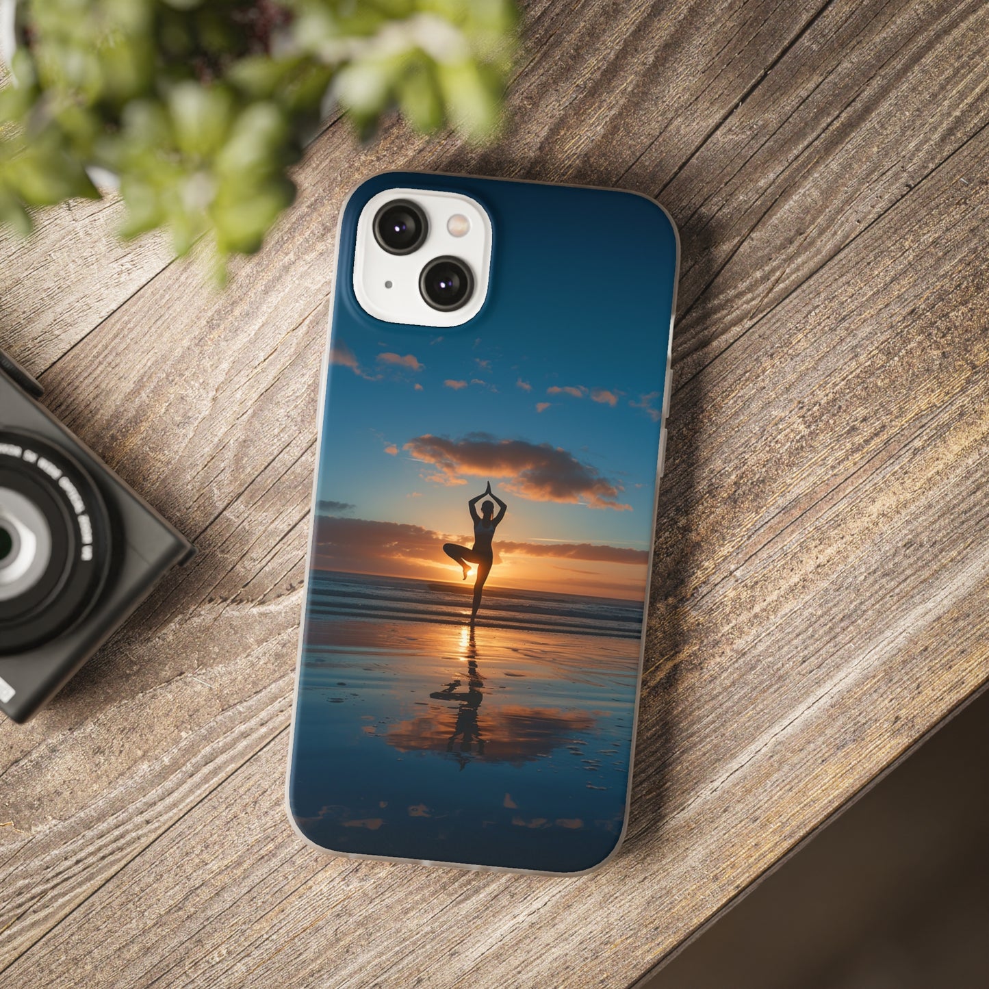 Yoga on the beach Phone Case | iPhone / Samsung